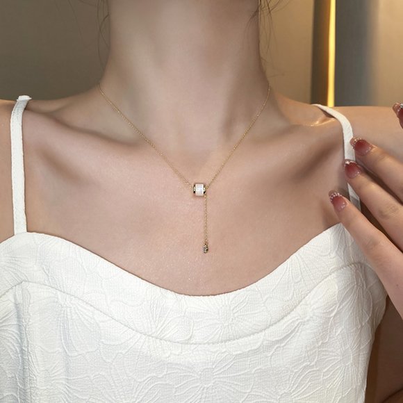 GOLICC White Small Waist Necklace - Picture 3 of 11